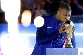 关于欧冠赛程吃紧，浙江稠州转会期止住颓势，信心回归，赛程密集仍需轮换的信息